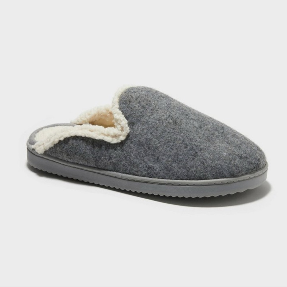 D’Luxe by dearfoams Women’s Maci Felted Scuff Slippers - Gray - M